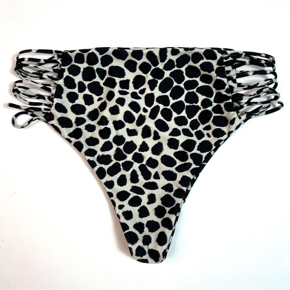 Aila Blue Woodsy Bikini Bottoms in Cheetah Size Small - Picture 4 of 9